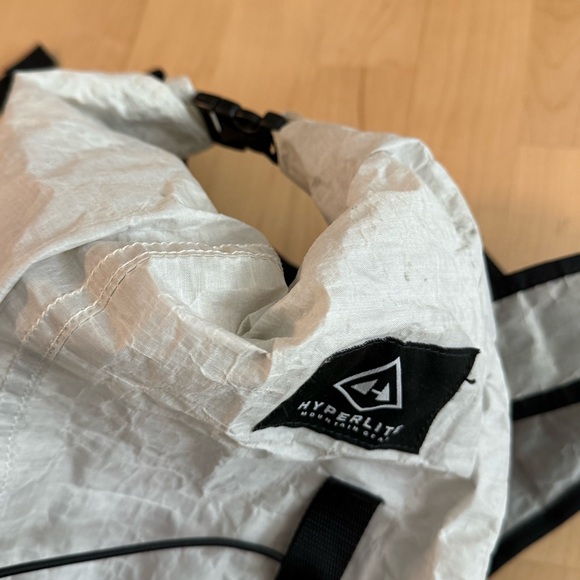 Hyperlite Summit 30 backpack - Picture 7 of 9